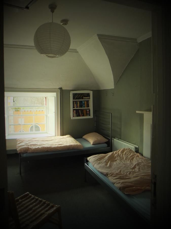 Хостелы Kilkenny Tourist Hostel Килкенни