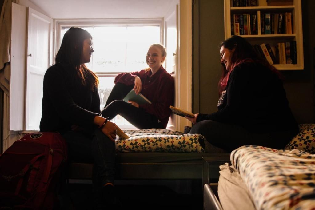 Хостелы Kilkenny Tourist Hostel Килкенни