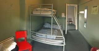 Хостелы Kilkenny Tourist Hostel Килкенни Двухместный номер с 1 кроватью или 2 отдельными кроватями-3
